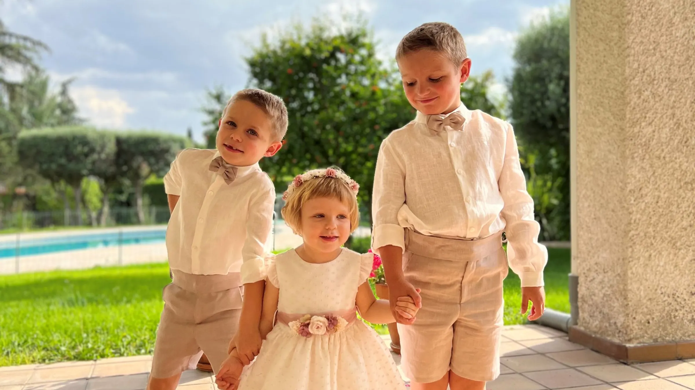 Vestidos arras: el color nude o rosa empolvado Vestidos de arras para niñas