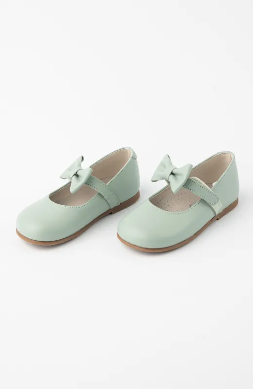Zapatos niña merceditas lacito verde para ceremonias infantiles