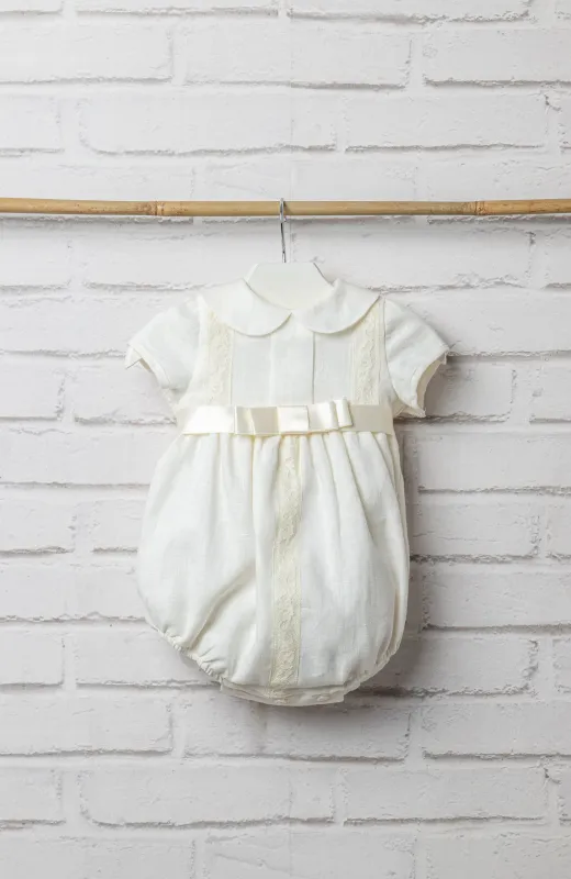 Ranita de Bautizo lino crudo manga corta, fresquita y suave