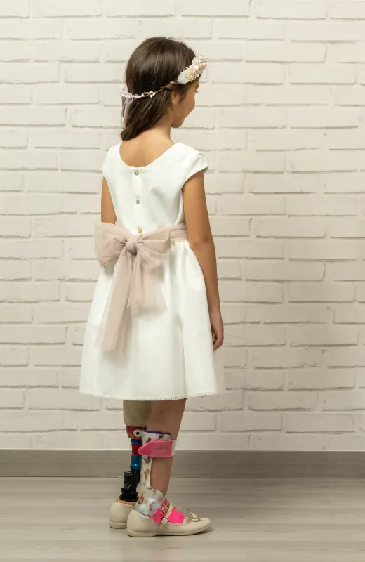 Vestido niña Arras fajín camel con espalda escotada