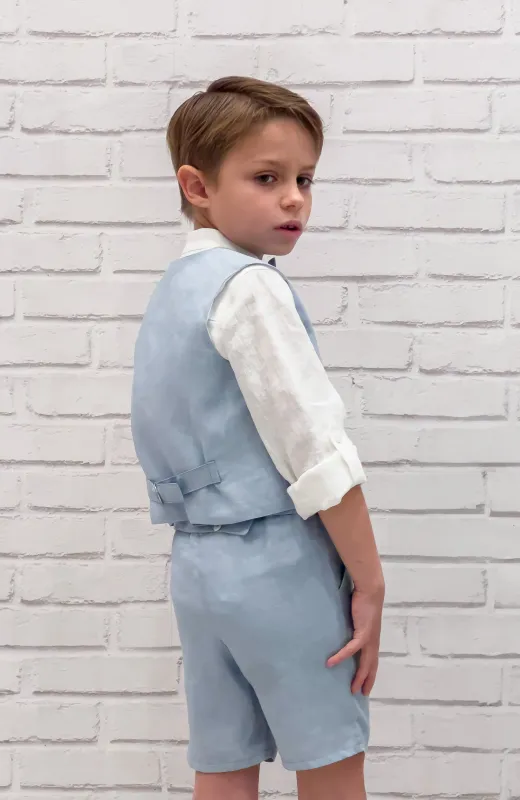 Solo los detalles hacen grande su papel Traje de lino para niño de Arras celeste, a juego con vestido hermana