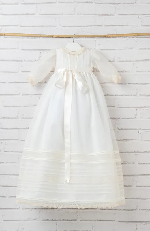 Pura tradición, puro amor Faldón de Bautizo con capota clásico color crudo, ideal para ceremonia clásica de iglesia