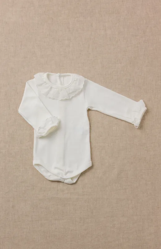 Body de bebé con volante bordado, ideal para Bautizo y ocasiones especiales