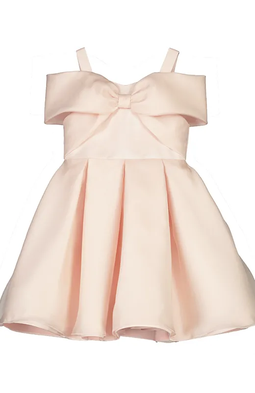 Cuando la elegancia habla bajito Vestido fiesta niña rosa escotado falda capa y tablones