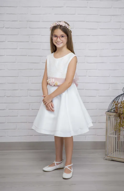 Vestido de Arras niña de capa con fajín rosa en Madrid y Guadalajara