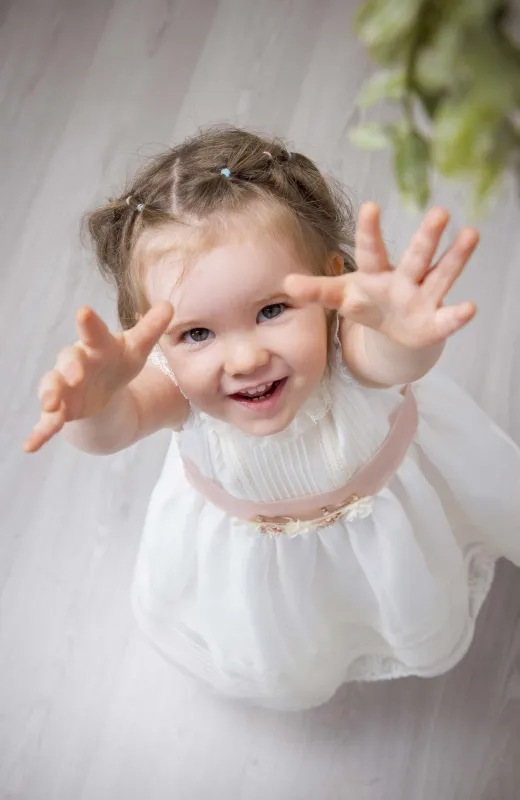 Vestido Bautizo niña bebé con fajín rosa Amaya Vestido Bautizo niña bebé con fajín rosa Amaya