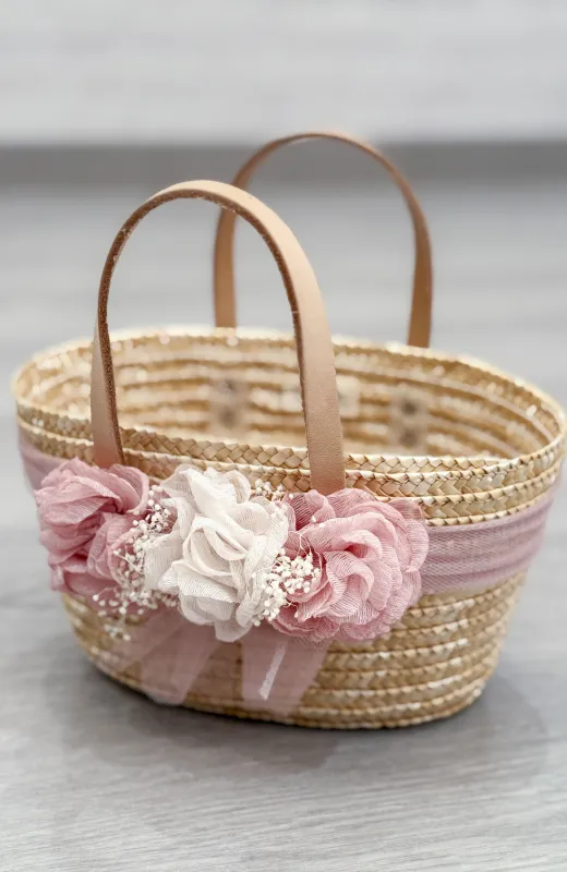 Capazo niña flores rosas