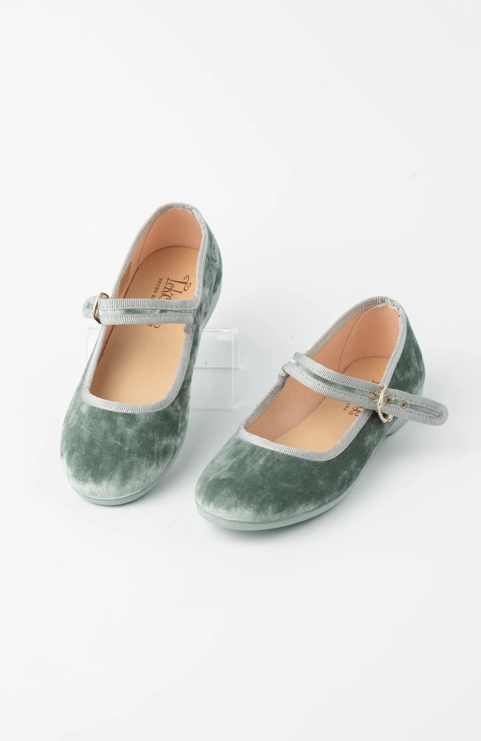 Zapatos niña terciopelo verde ceremonia