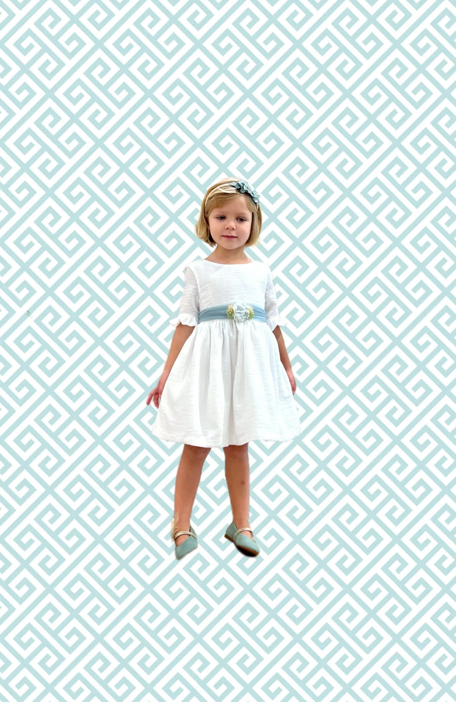 Vestido niña Arras manga francesa fajín verde ideal para ceremonia infantil