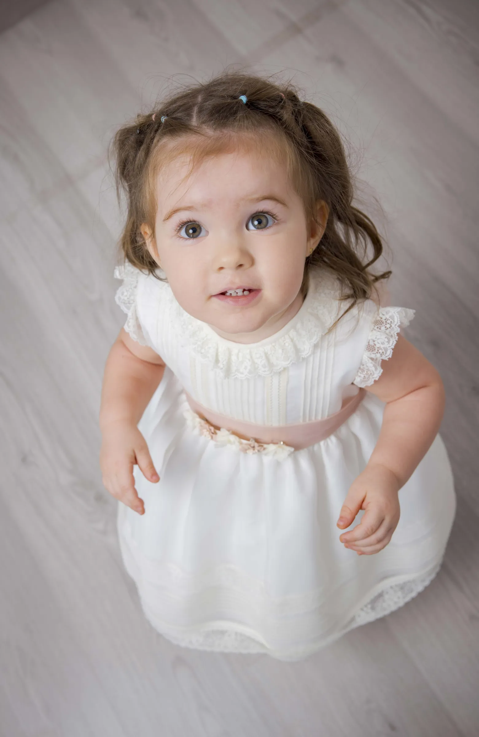 Vestido Bautizo niña bebé con fajín rosa Amaya Vestido Bautizo niña bebé con fajín rosa Amaya