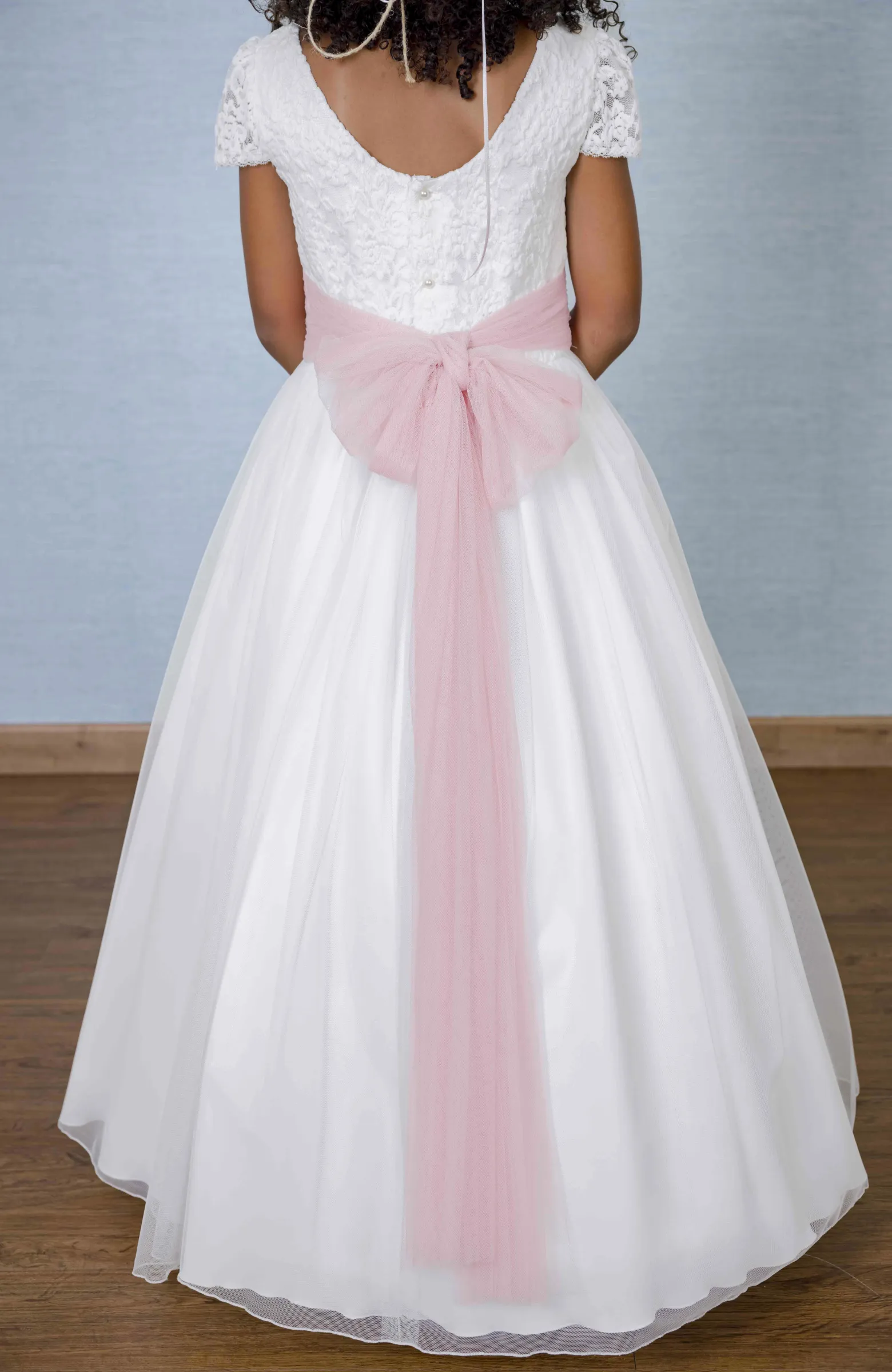 Vestido de Comunión con fajín bordado