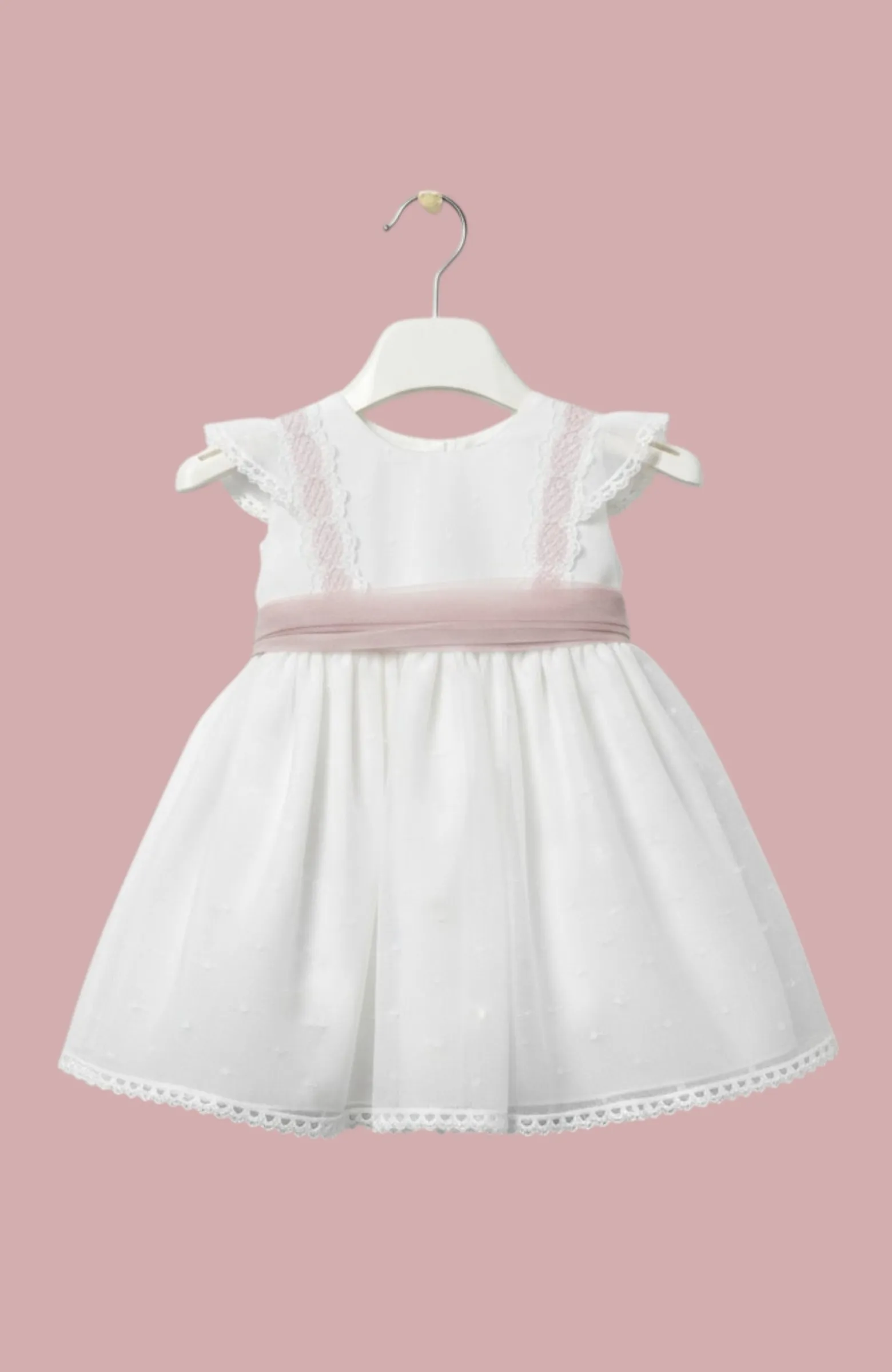 Celebra la infancia con estilo Vestido de Bautizo con fajín rosa Margarita
