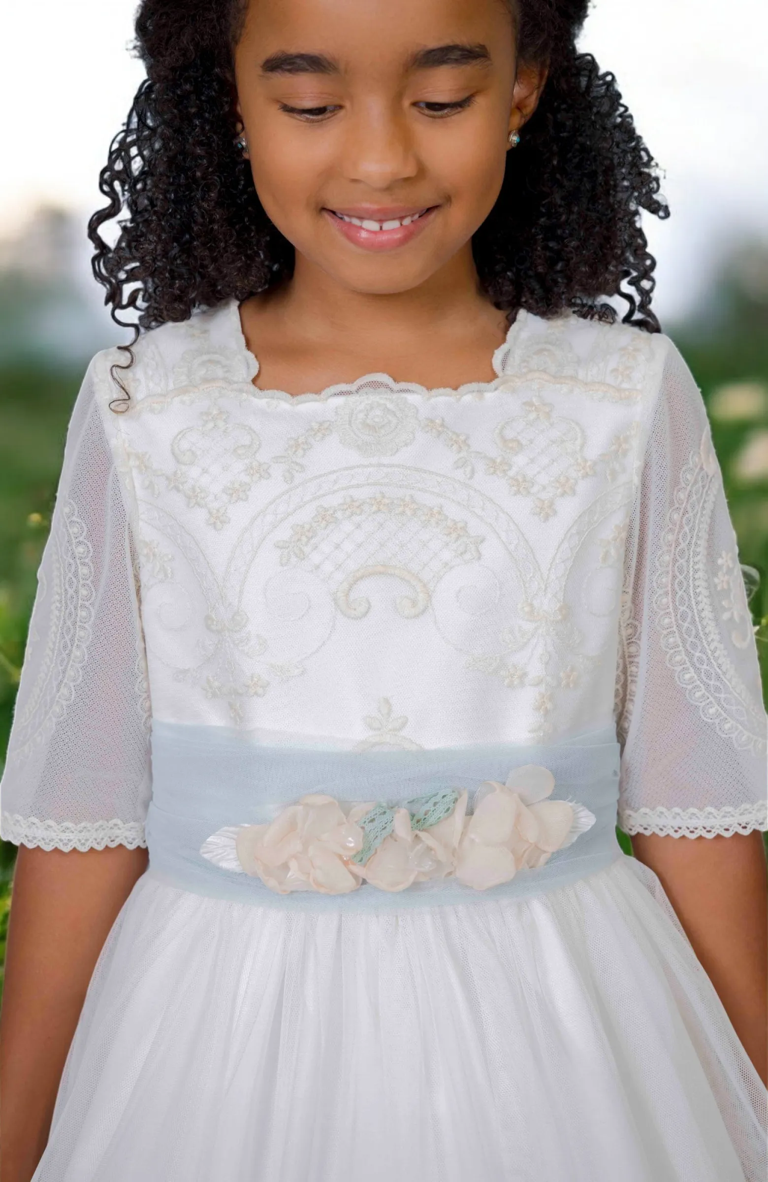 Vestido Comunión bordado fajin verde Clara