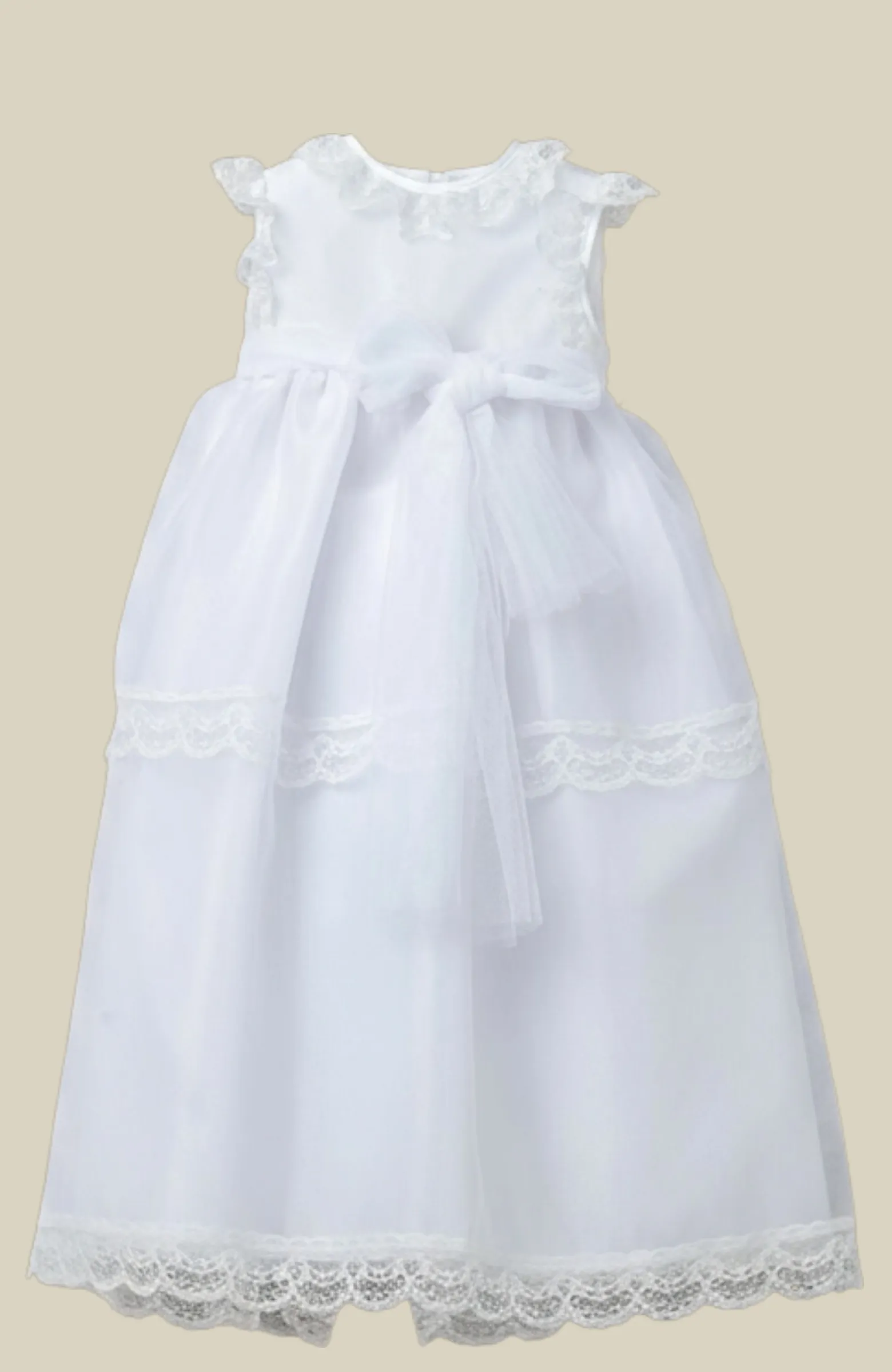 Faldón de Bautizo con capota clásico blanco Fonfría Faldón de Bautizo con capota clásico blanco Fonfría