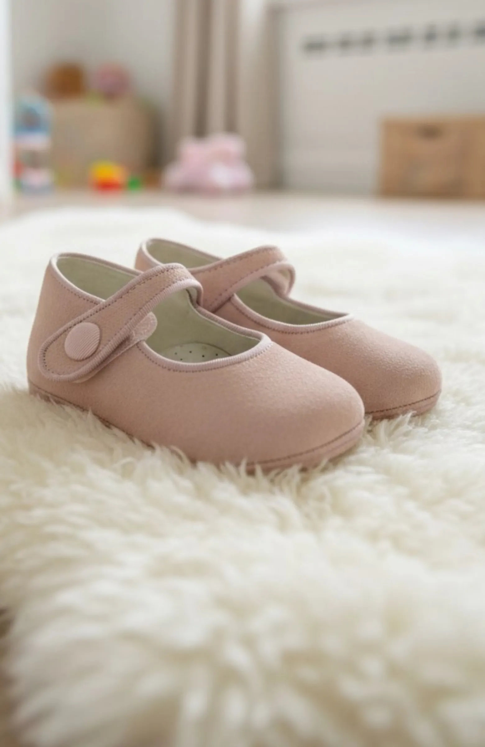 Zapatitos niña bebe serraje rosados