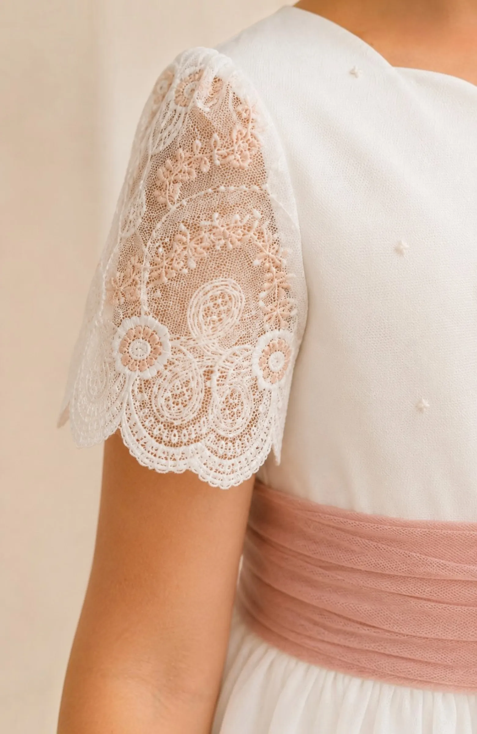 Vestido de Comunión Coral