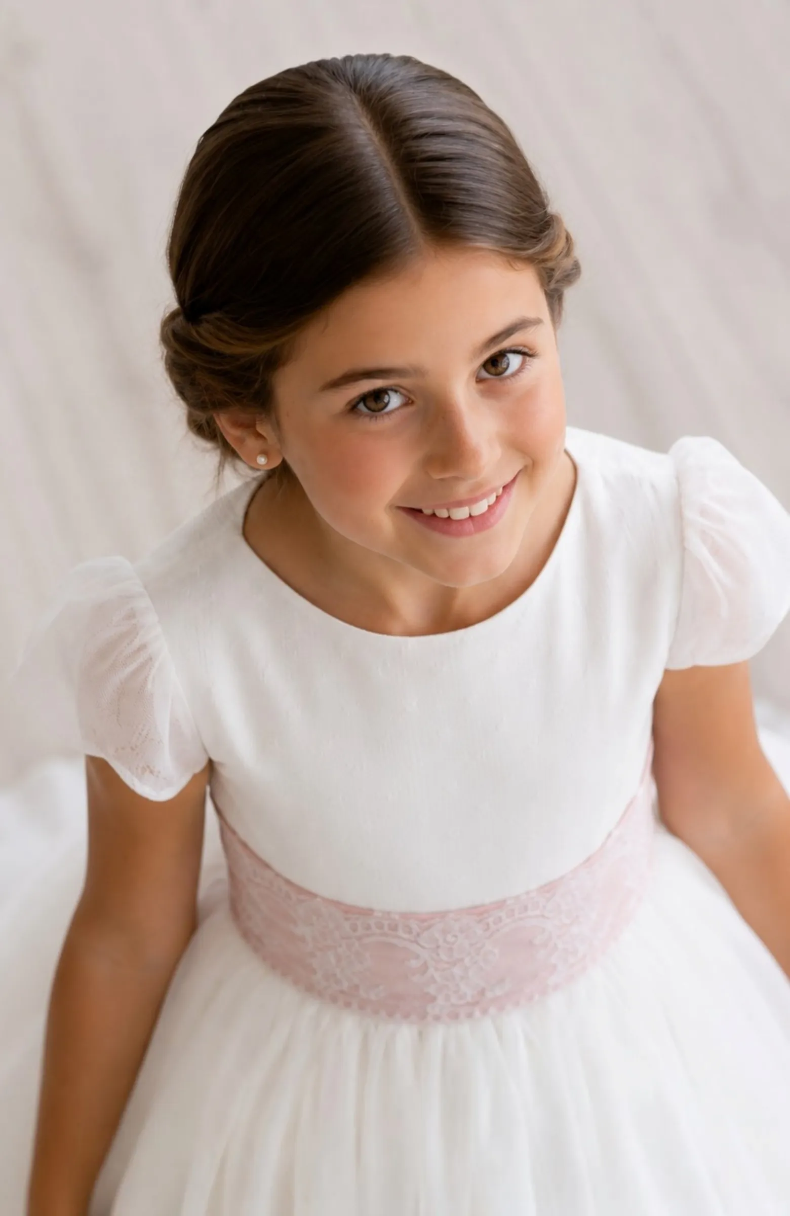 Vestido de niña de Comunión Hoja